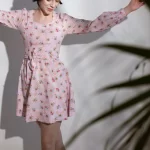 Vestido corto o Mono corto