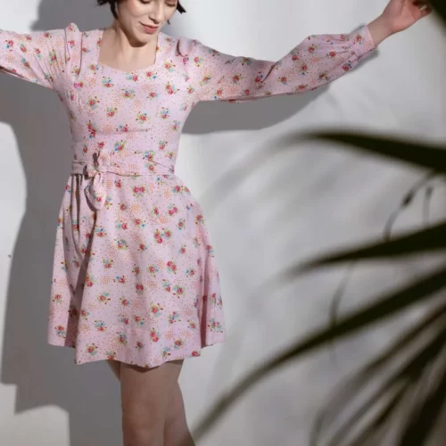 Vestido corto o Mono corto